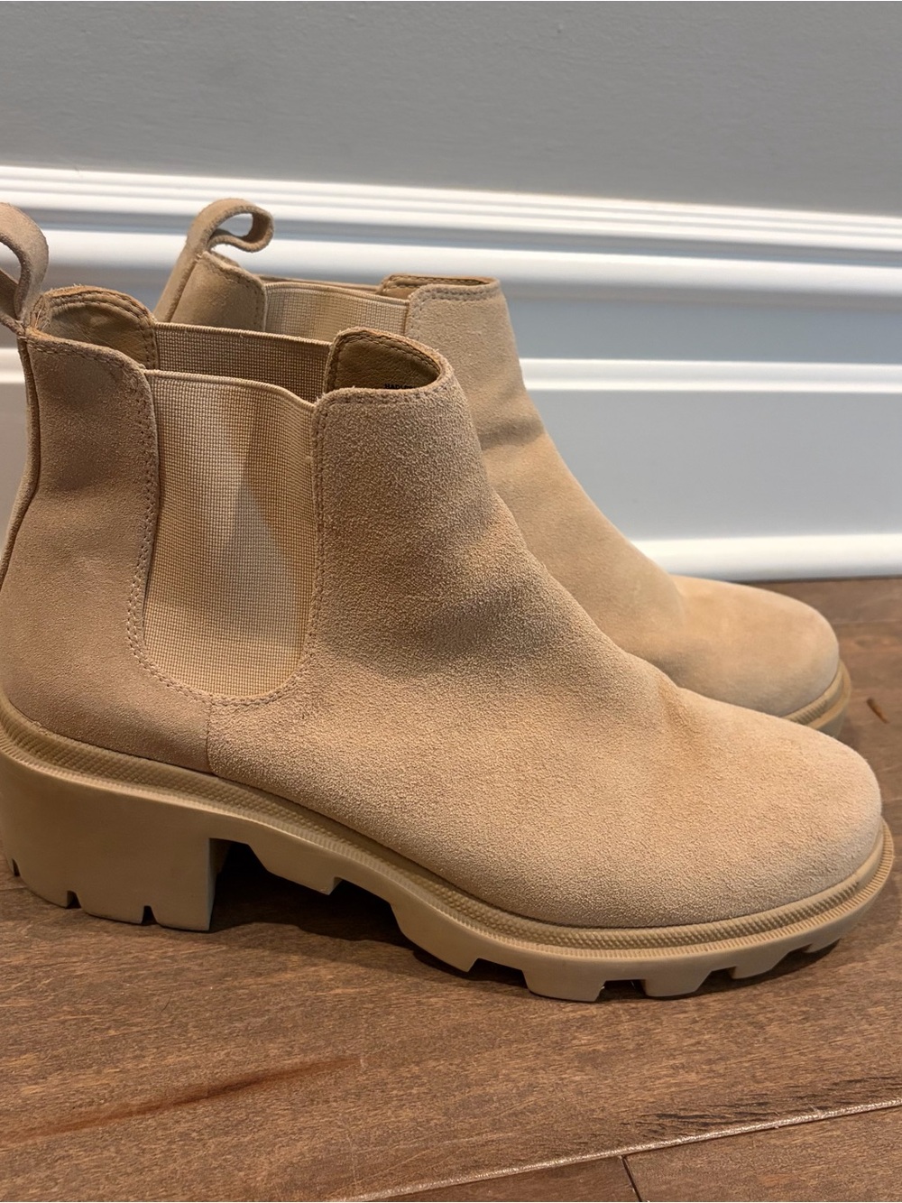 Steve Madden Beige Suede Chelsea Lug Ankle Boots